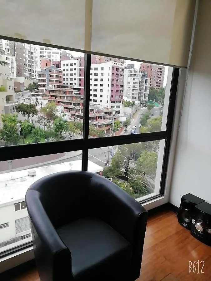 Apartamento Ejecutivo Vista a Quito, Cerca a la Carolina